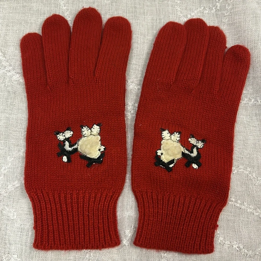 Vintage gloves with poodle appliqué